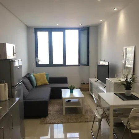 Tower's Flat 2 On The 30th Floor +wifi +digital Tv Apartment